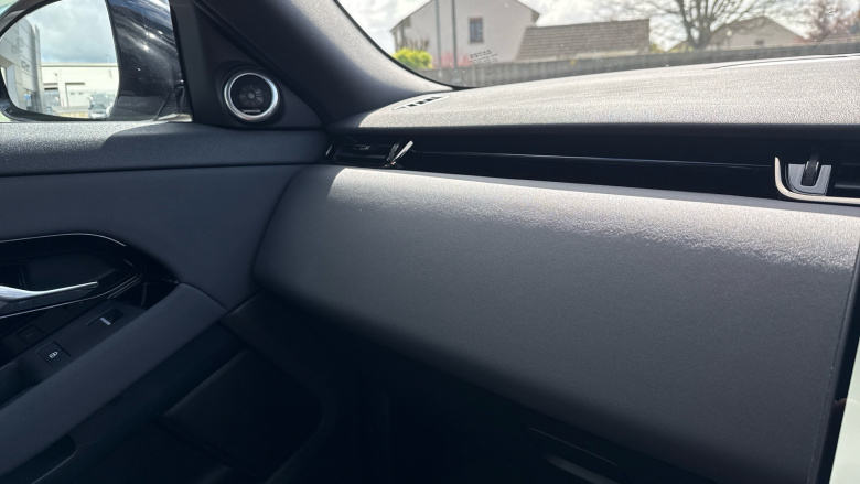 Land Rover Range Rover Evoque 1.5 P300e Dynamic SE 5dr Auto Hatchback